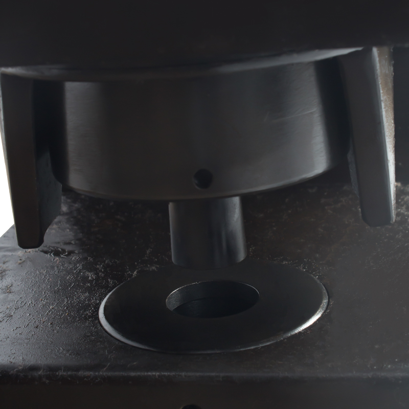 CH-100-Hydraulik-Stanzmaschine